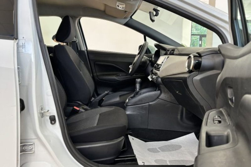 Nissan Micra usata a Latina (8)