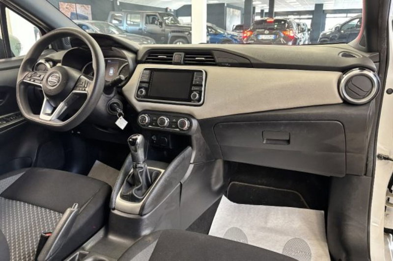 Nissan Micra usata a Latina (9)