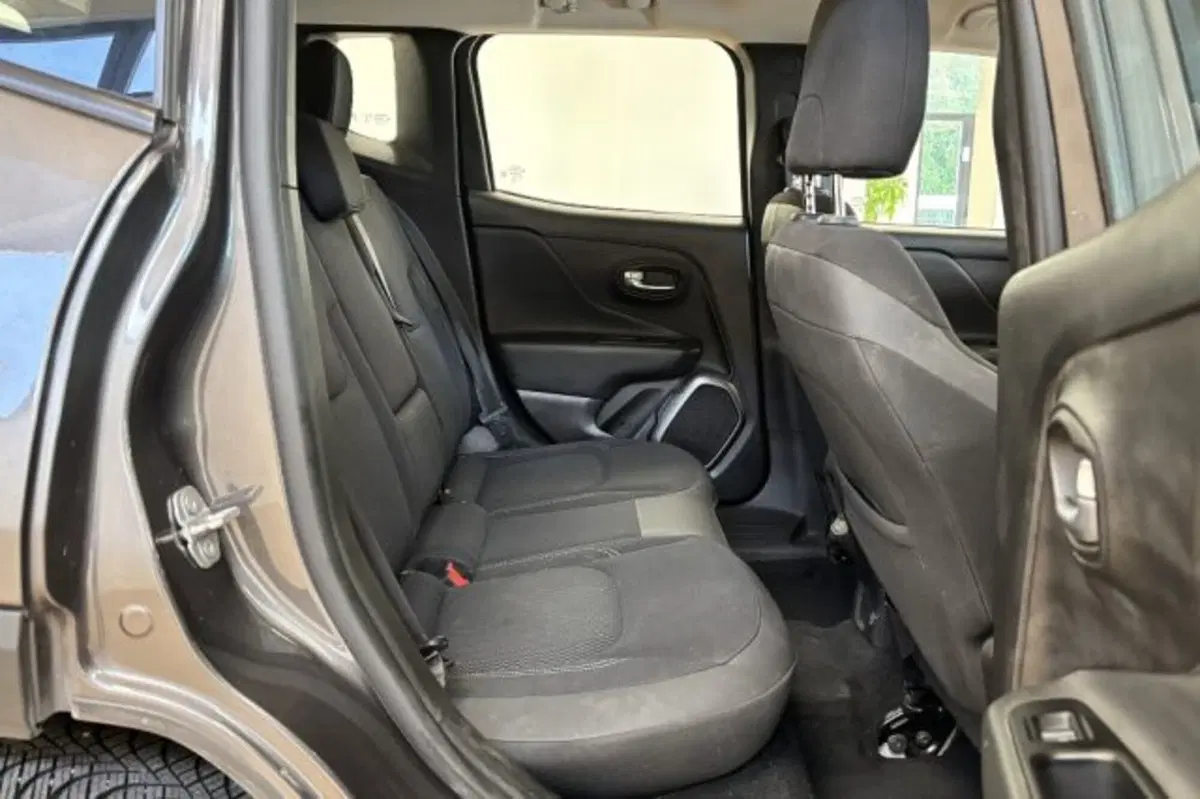 Jeep Renegade usata a Latina (10)