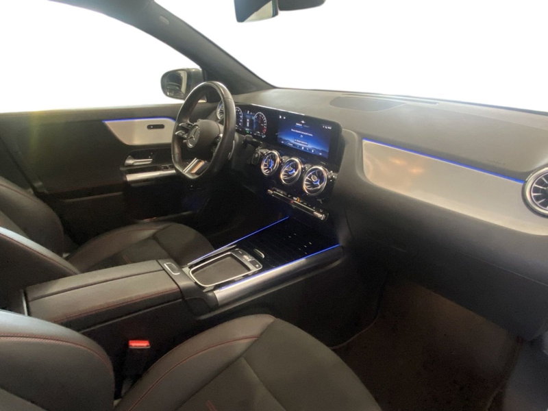 Mercedes-Benz GLA SUV usata a Napoli (11)