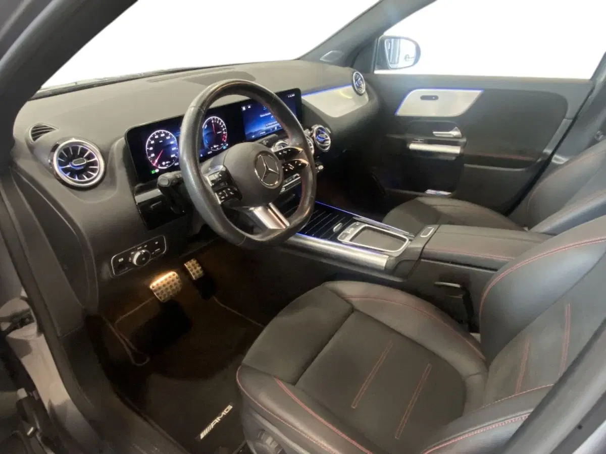 Mercedes-Benz GLA SUV usata a Napoli (12)