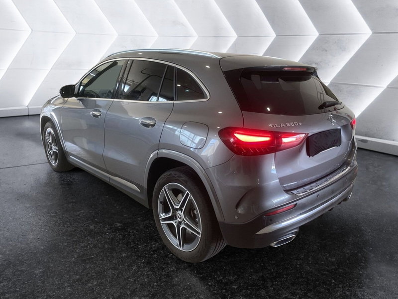Mercedes-Benz GLA SUV usata a Napoli (6)