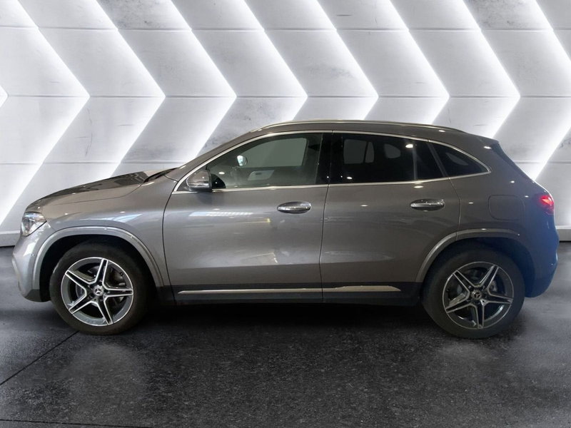 Mercedes-Benz GLA SUV usata a Caserta (4)