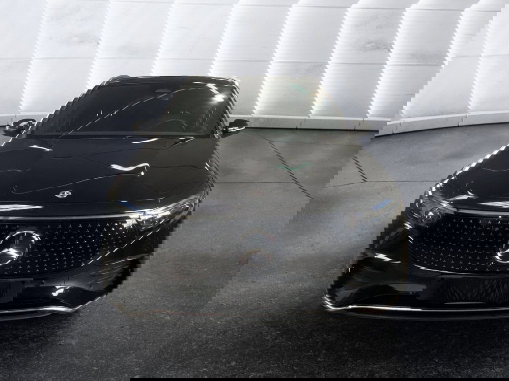 Mercedes-Benz EQA usata a Napoli (2)