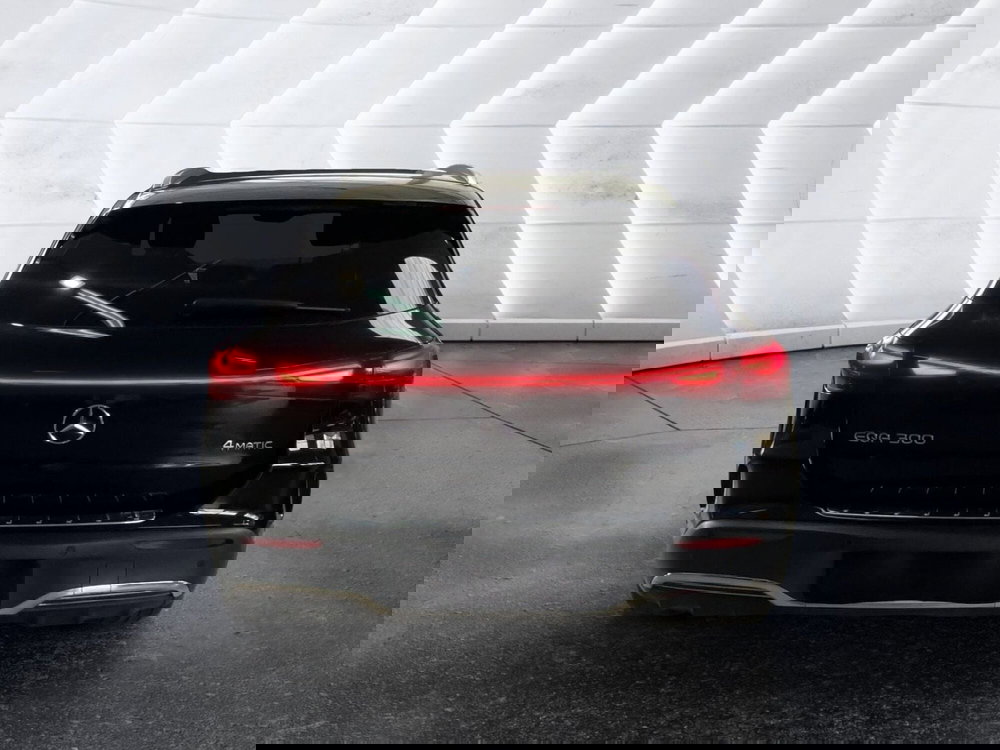 Mercedes-Benz EQA usata a Napoli (6)