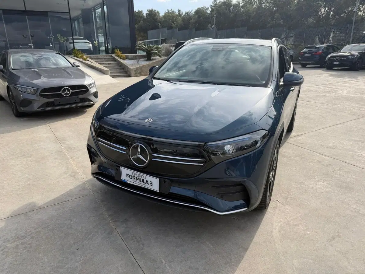 Mercedes-Benz EQA usata a Messina