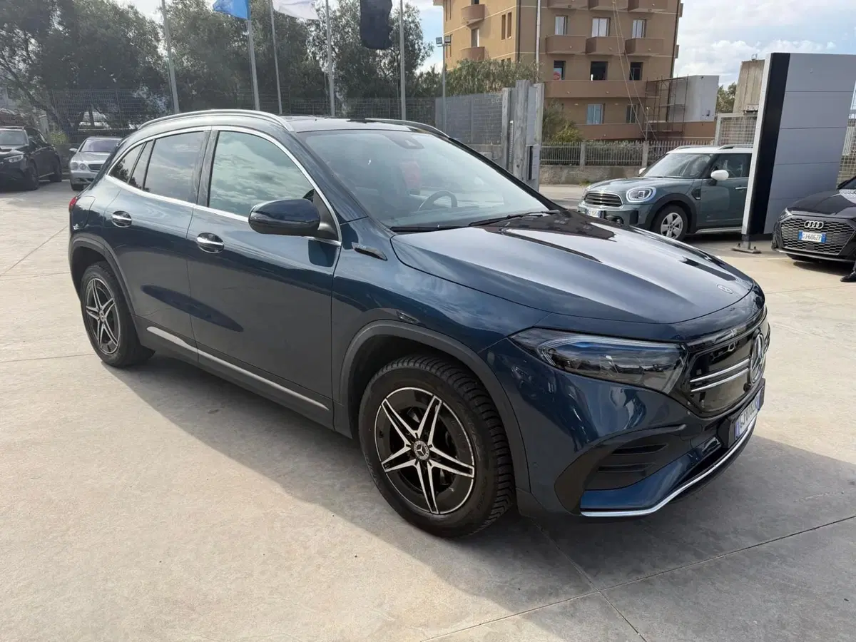 Mercedes-Benz EQA usata a Messina (2)