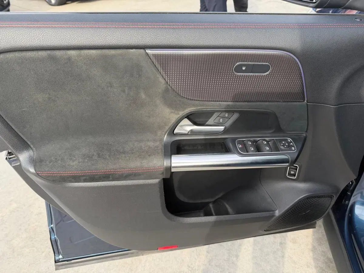 Mercedes-Benz EQA usata a Messina (5)