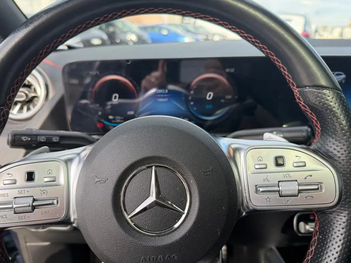 Mercedes-Benz EQA usata a Messina (9)