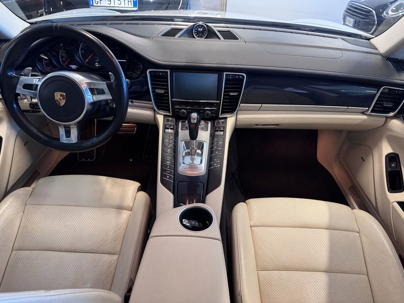 Porsche Panamera usata a Messina (11)