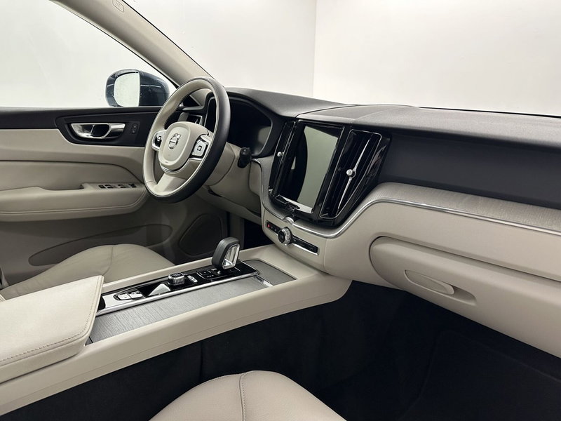 Volvo XC60 usata a Bergamo (11)