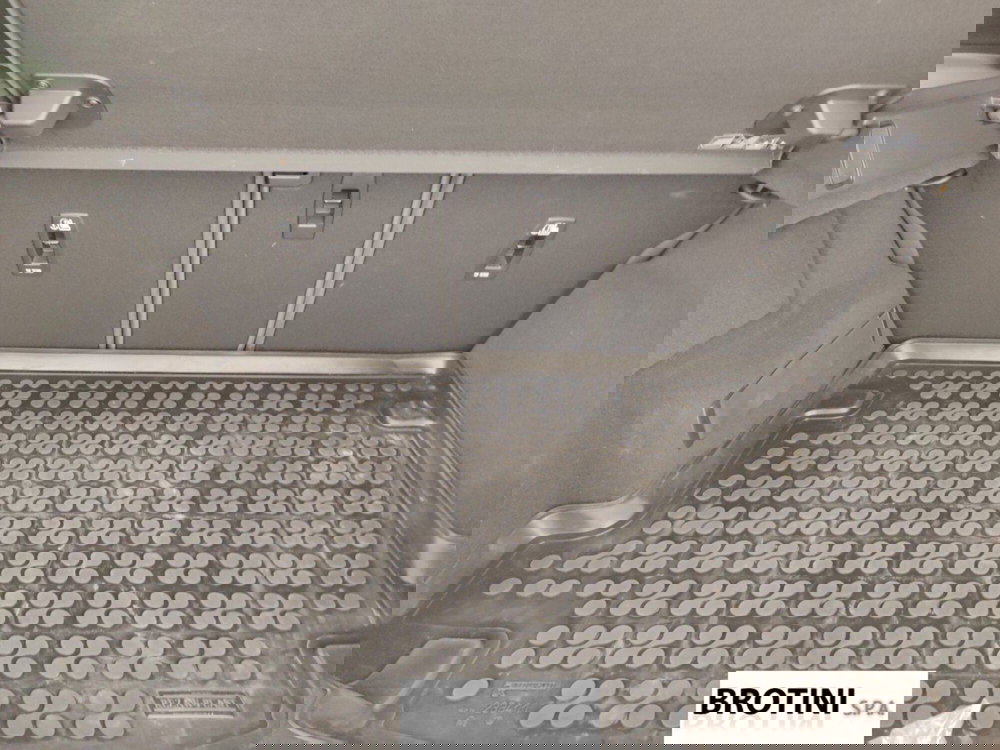 Land Rover Range Rover Evoque usata a Massa-Carrara (16)