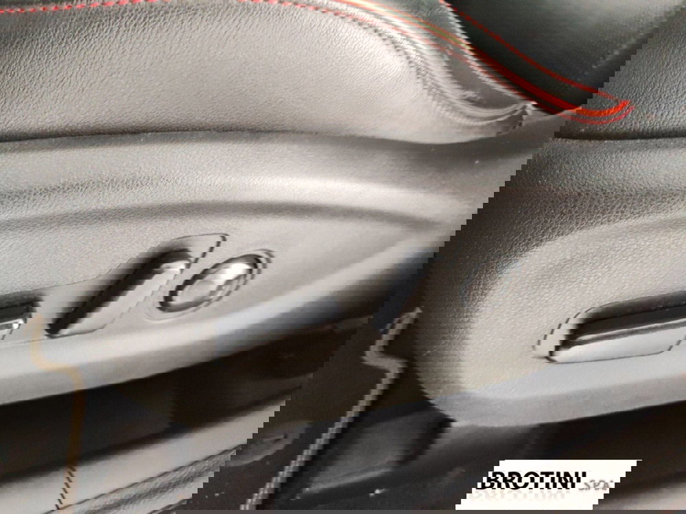 Kia Sportage usata a Massa-Carrara (11)