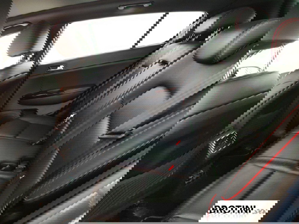 Kia Sportage usata a Massa-Carrara (12)