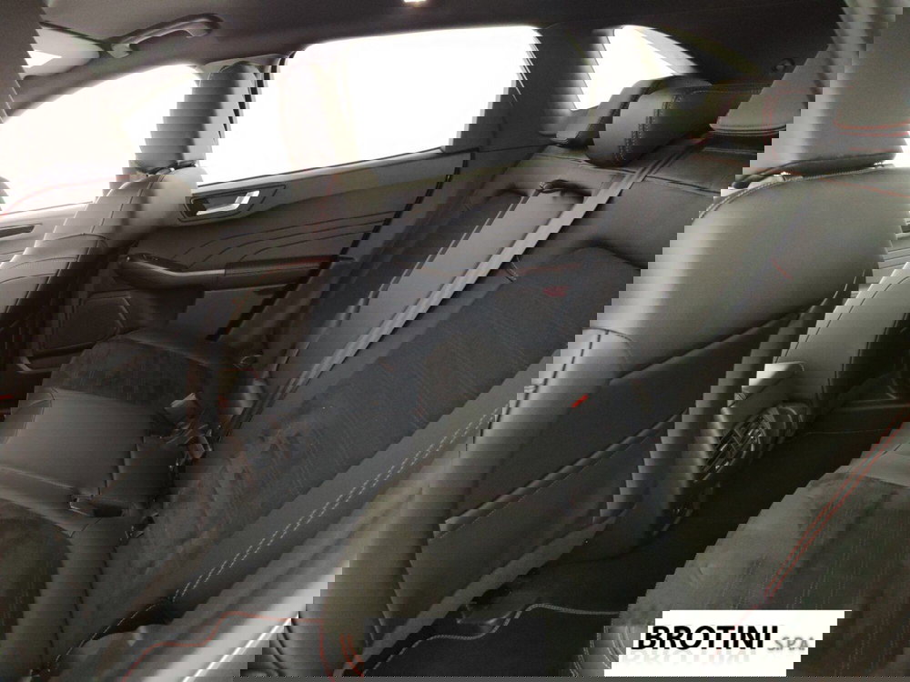 Ford Kuga usata a Massa-Carrara (11)