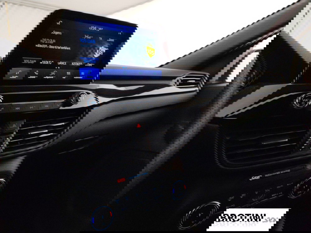 Ford Kuga usata a Massa-Carrara (13)