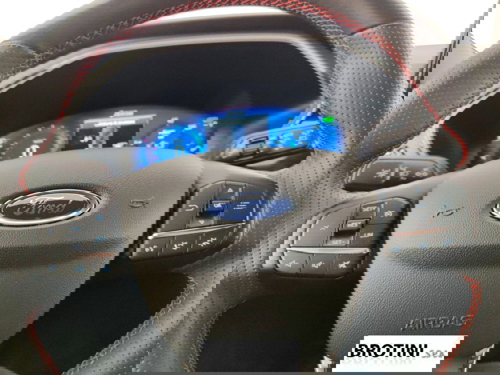 Ford Kuga usata a Massa-Carrara (14)