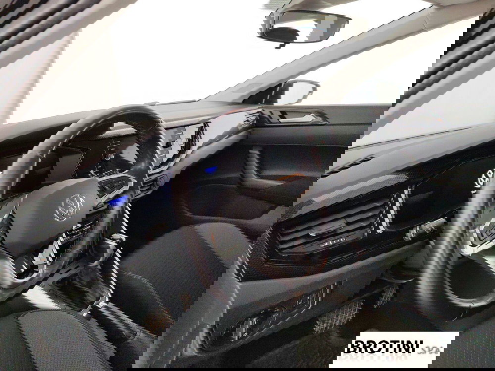 Volkswagen Polo usata a Massa-Carrara (8)