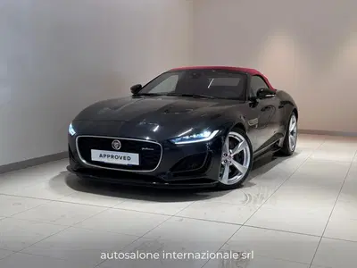 Jaguar F-Type Cabrio 2.0 aut. Convertibile R-Dynamic Black del 2022 usata a Castellanza