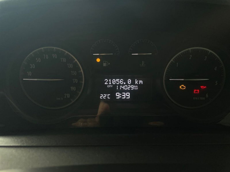 Lancia Ypsilon usata a Salerno (12)