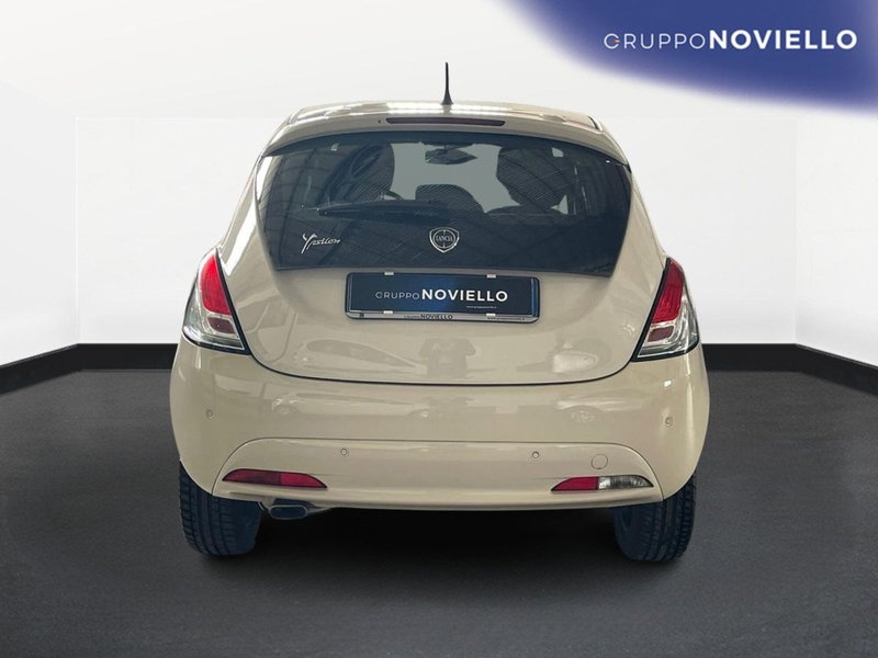 Lancia Ypsilon usata a Salerno (6)