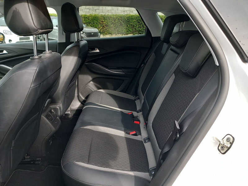 Opel Grandland X usata a Lucca (10)