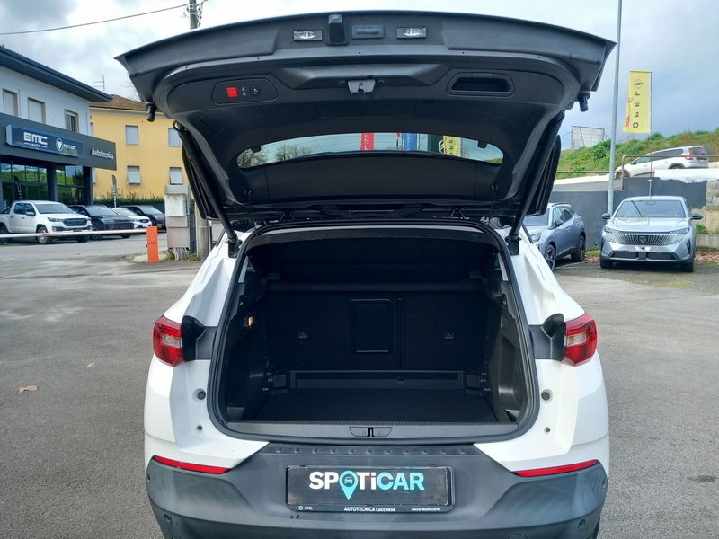 Opel Grandland X usata a Lucca (11)