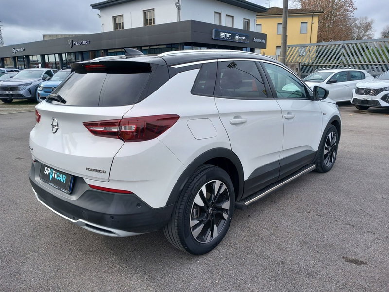 Opel Grandland X usata a Lucca (6)