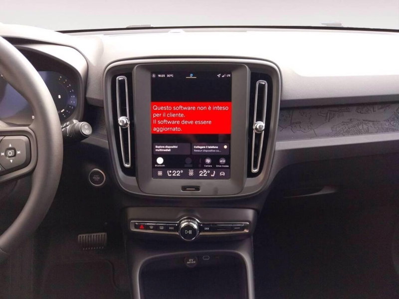 Volvo XC40 nuova a Bologna (11)