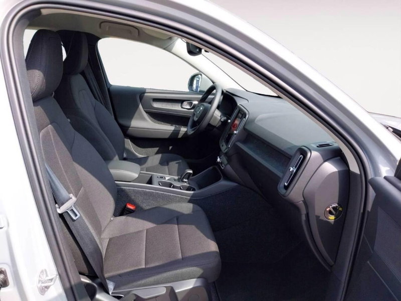 Volvo XC40 nuova a Bologna (14)