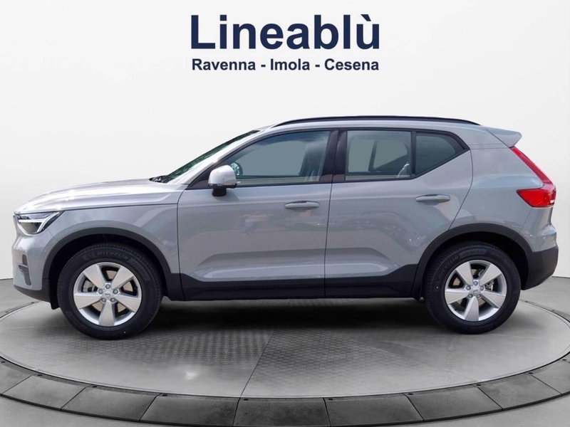 Volvo XC40 nuova a Bologna (2)