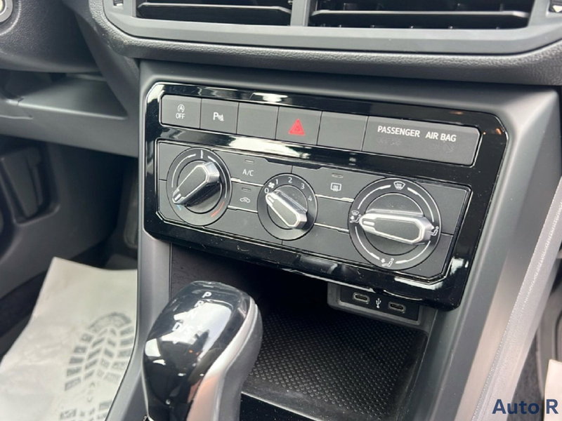 Volkswagen T-Cross usata a Potenza (12)