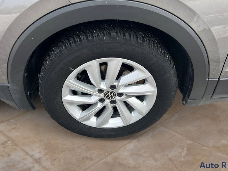 Volkswagen T-Cross usata a Potenza (16)