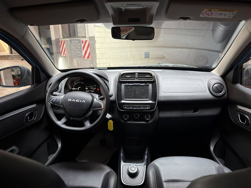 Dacia Spring usata a Milano (16)