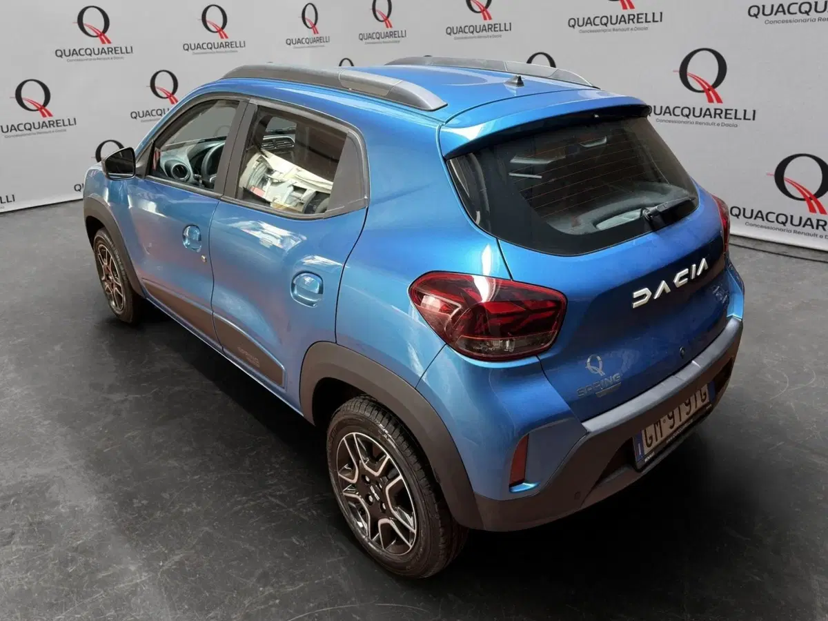 Dacia Spring usata a Milano (6)