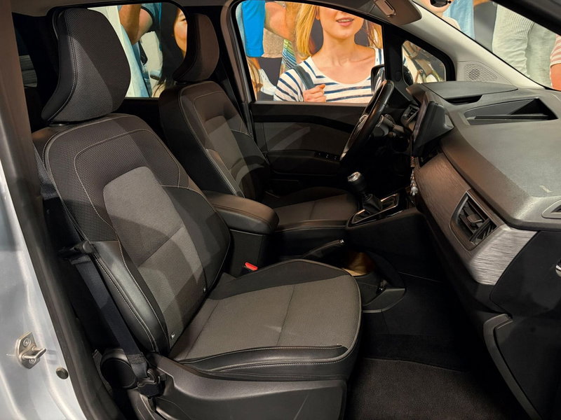 Renault Kangoo usata a Milano (12)