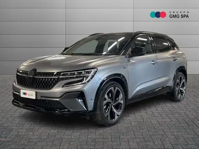 Renault Austral 1.2 full hybrid Techno Esprit Alpine 200cv auto del 2023 usata a Prato