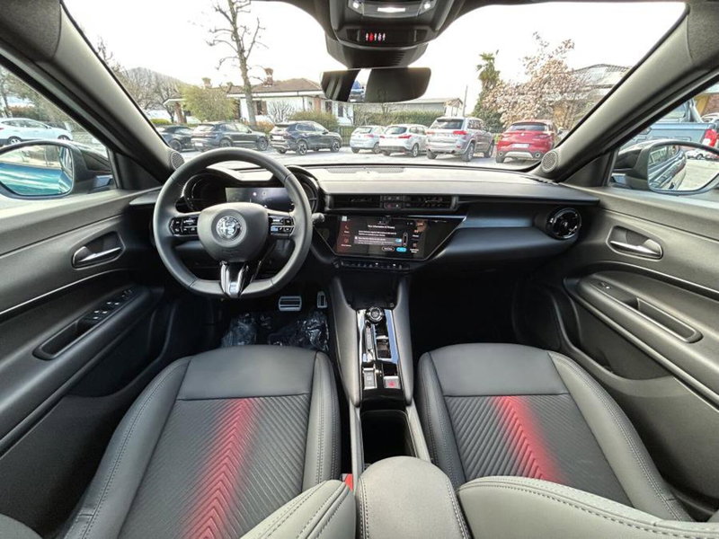 Alfa Romeo Junior nuova a Cuneo (11)