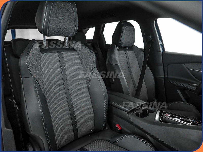 Peugeot 3008 usata a Milano (13)