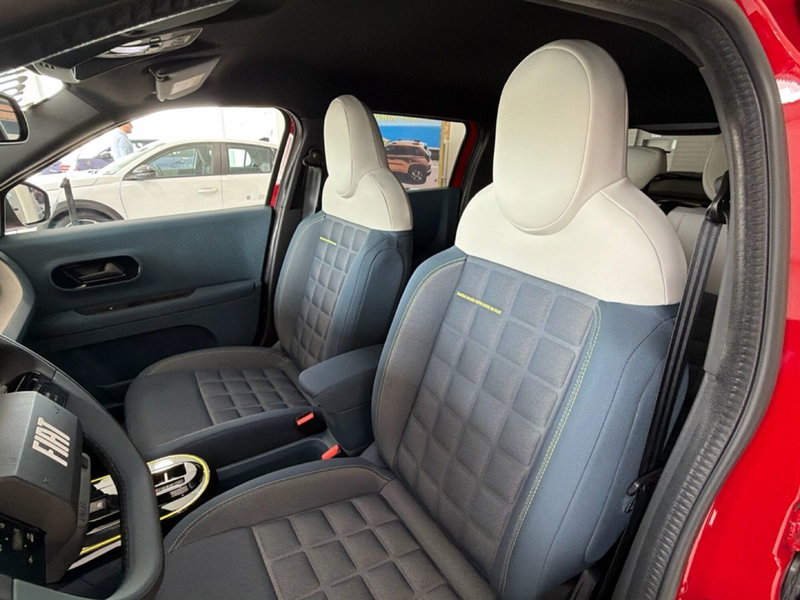 Fiat Grande Panda nuova a Palermo (5)