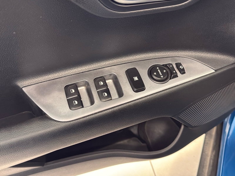 Kia Stonic usata a Palermo (7)