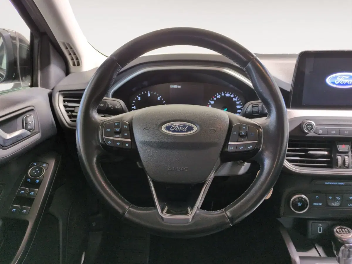 Ford Focus Station Wagon usata a Agrigento (11)