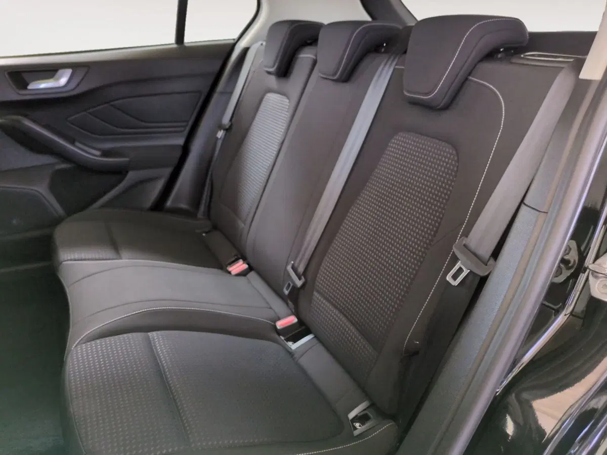 Ford Focus Station Wagon usata a Agrigento (12)
