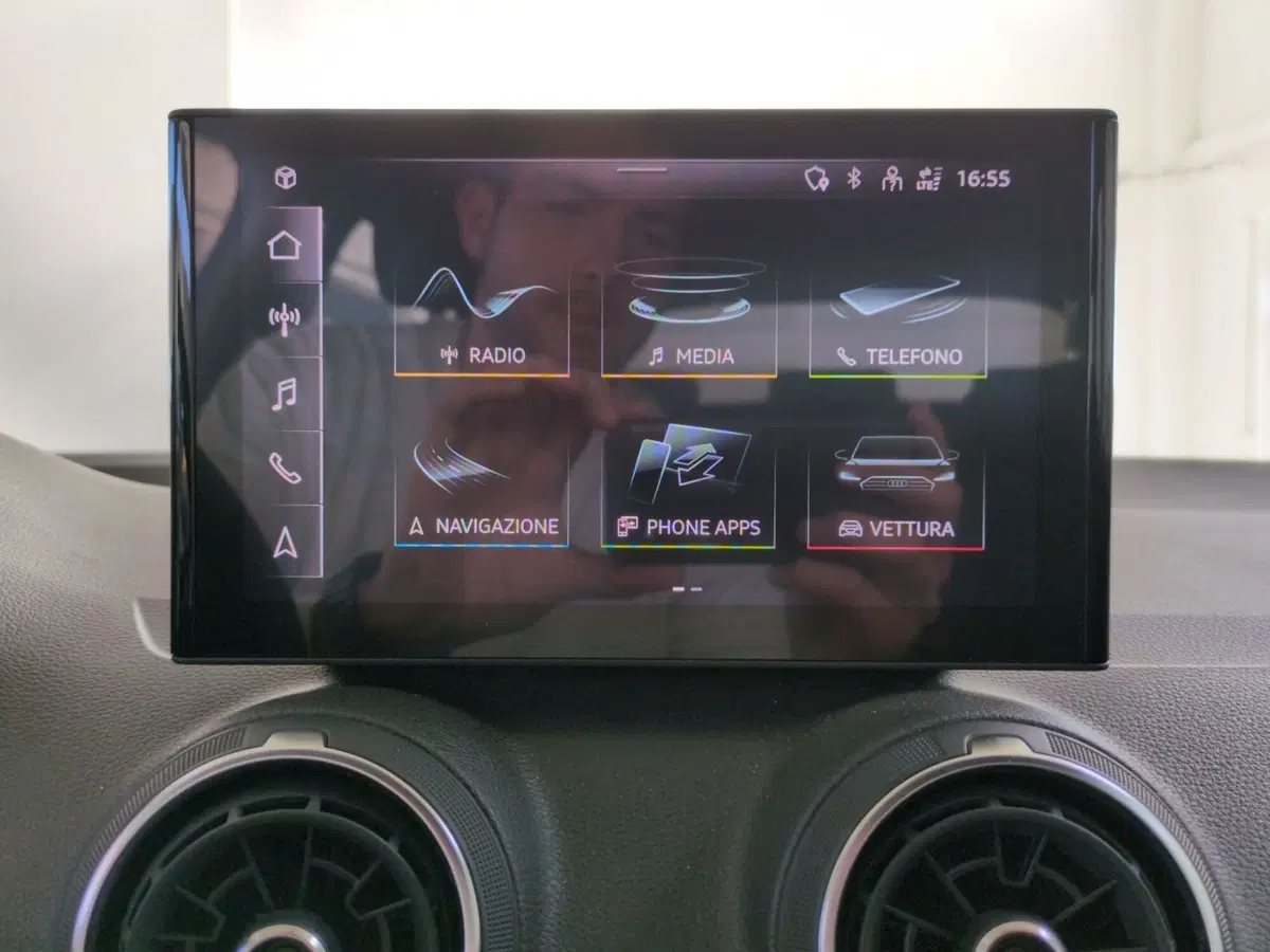 Audi Q2 nuova a Agrigento (20)