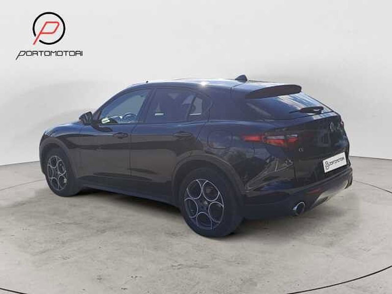 Alfa Romeo Stelvio usata a Venezia (3)