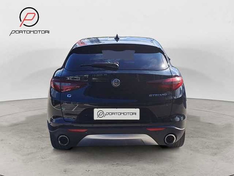 Alfa Romeo Stelvio usata a Venezia (4)