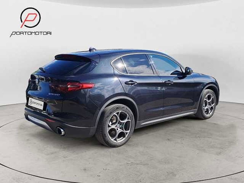 Alfa Romeo Stelvio usata a Venezia (5)