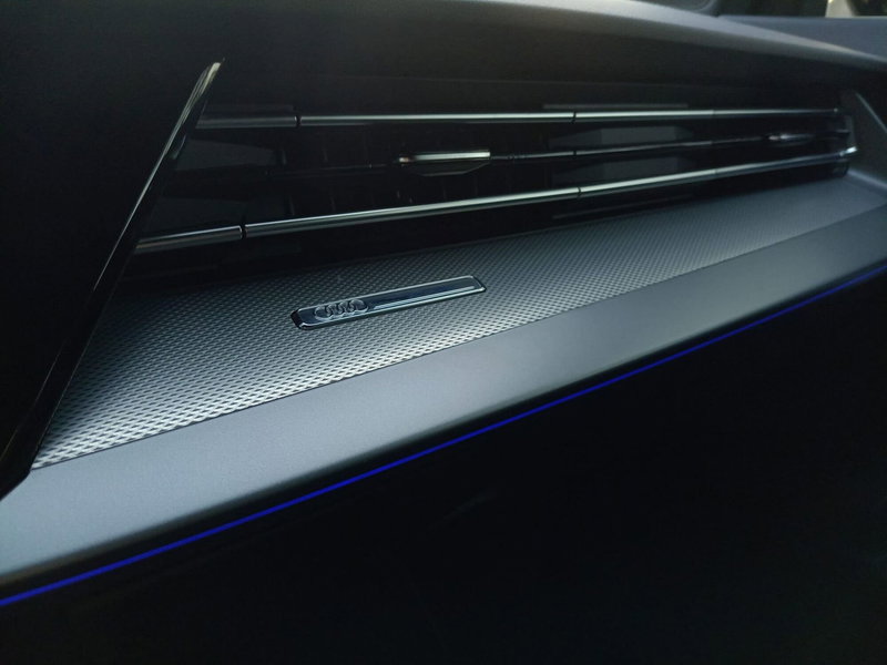 Audi A3 Sportback usata a Bari (18)