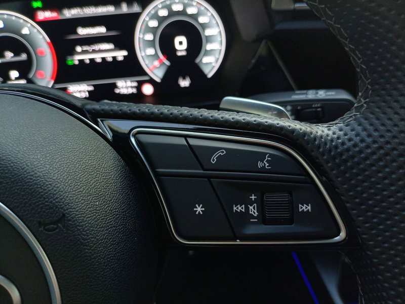 Audi A3 Sportback usata a Bari (8)