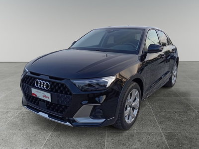 Audi A1 Sportback 30 TFSI S tronic Identity Black del 2025 usata a Triggiano